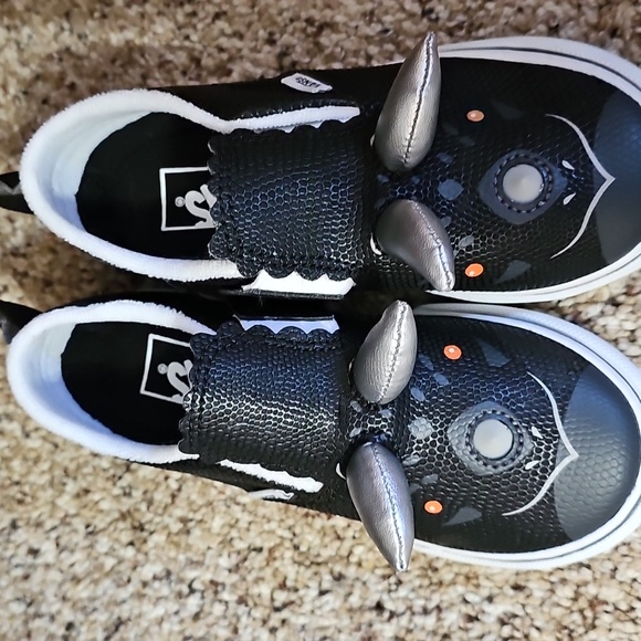 Vans Triceratops Dinosaur Classic Slip-on Sneakers - Picture 4 of 8